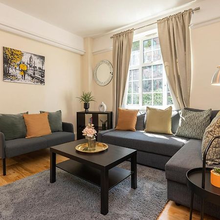 Charming 2 Bedroom Flat In Kensington High Street ロンドン エクステリア 写真