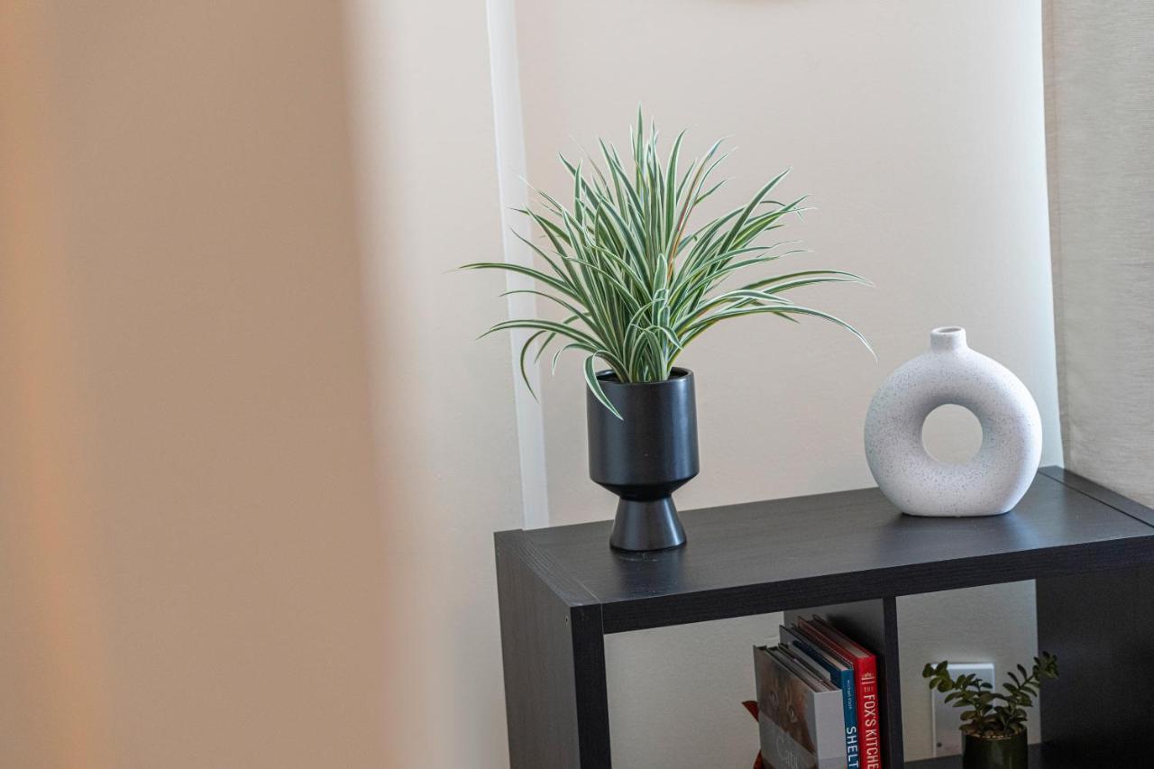 Charming 2 Bedroom Flat In Kensington High Street ロンドン エクステリア 写真
