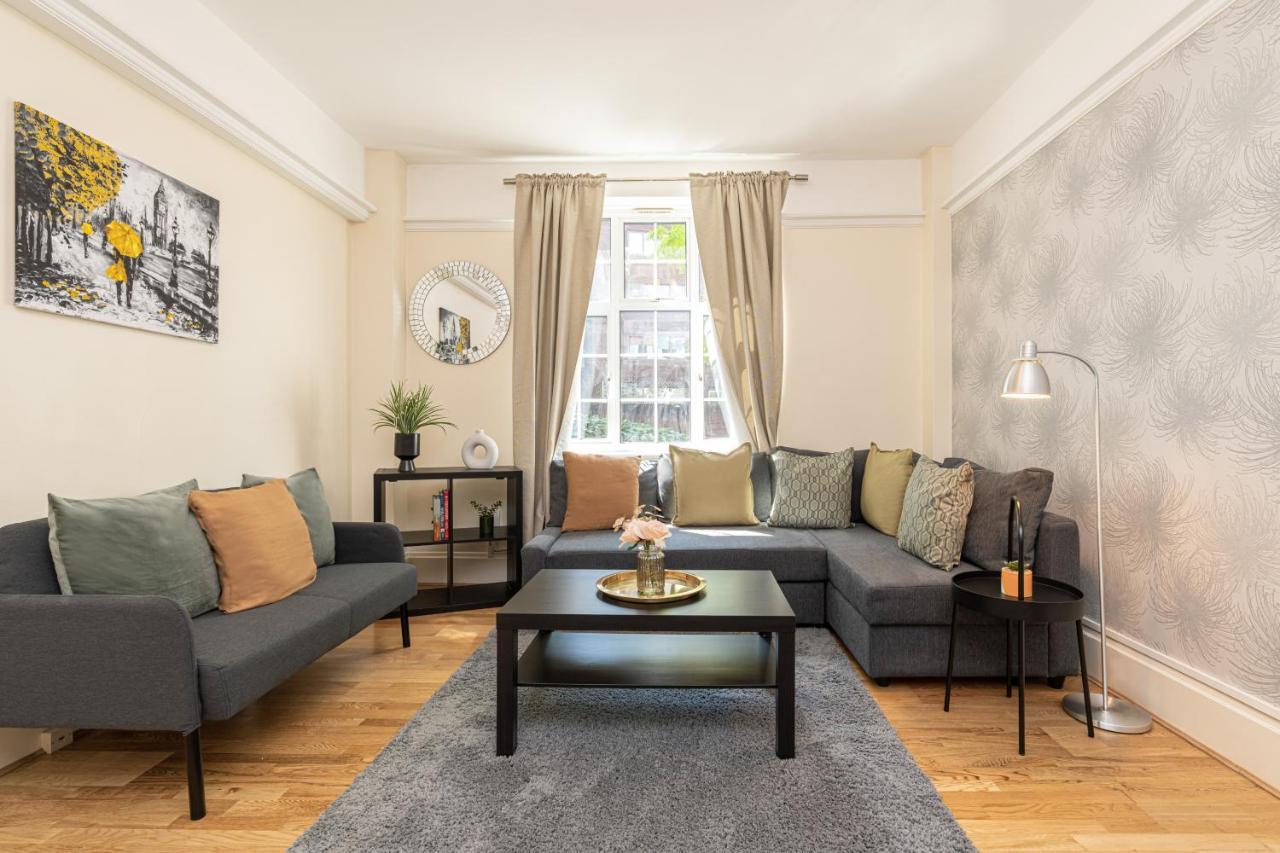 Charming 2 Bedroom Flat In Kensington High Street ロンドン エクステリア 写真