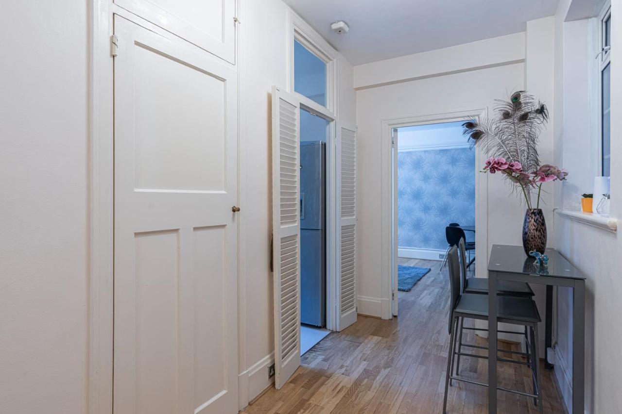 Charming 2 Bedroom Flat In Kensington High Street ロンドン エクステリア 写真