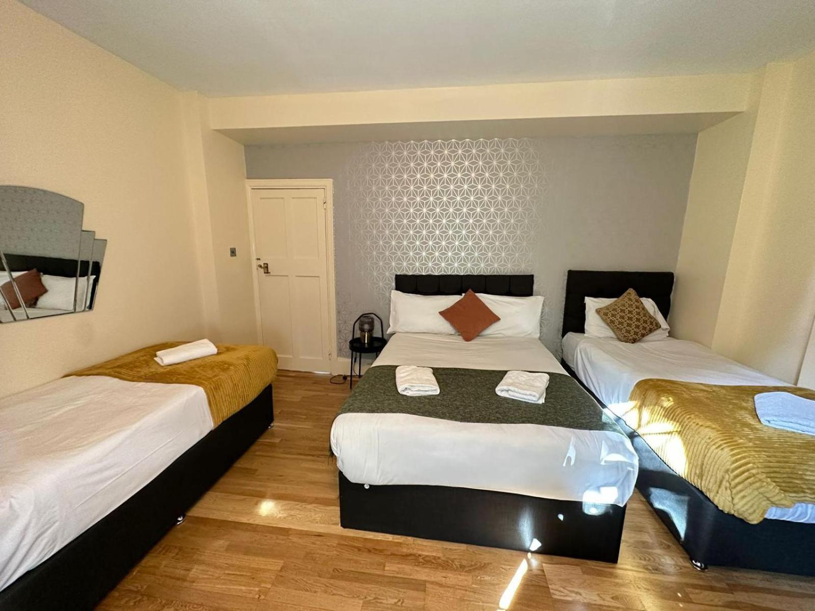 Charming 2 Bedroom Flat In Kensington High Street ロンドン エクステリア 写真
